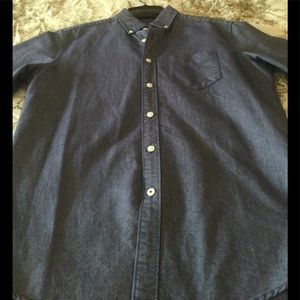 Men’s AE Denim Blue Button Down XS